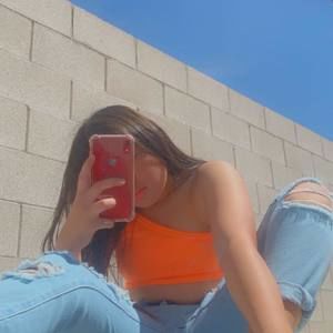 Meet your Posher, Clare althea